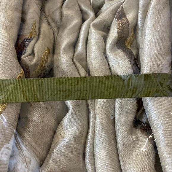 Michael Aram Iris Embroidered
Duvet Cover, Full/Queen. - Picture 4 of 6